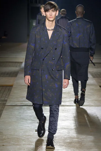 Look 21
